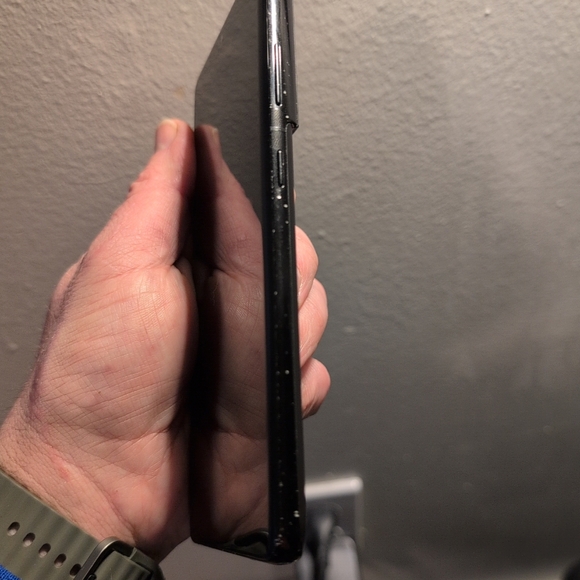 Samsung S21 Ultra 5G UNLOCKED - Picture 3 of 13